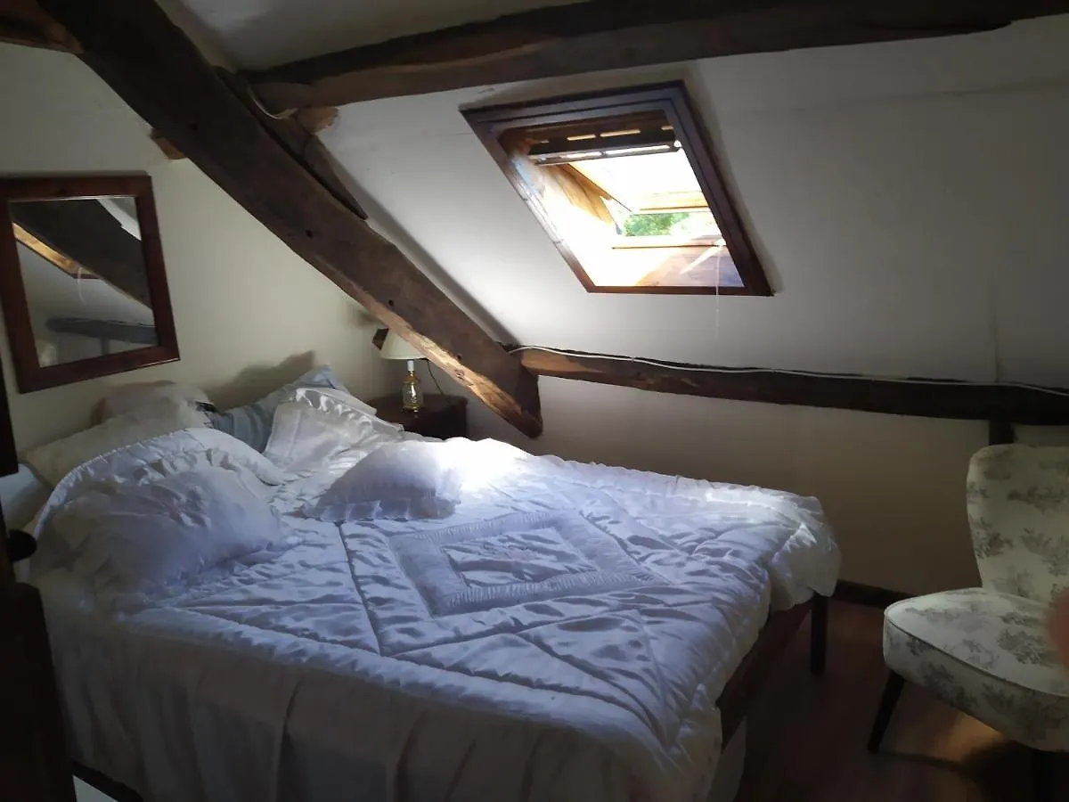 Maison En Granit Bleue Lanhelin 0*,
