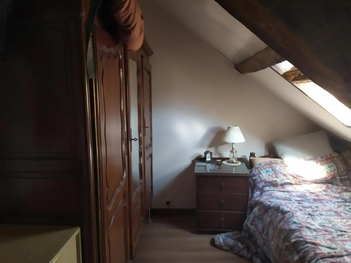 Homestay Maison En Granit Bleue Lanhelin France